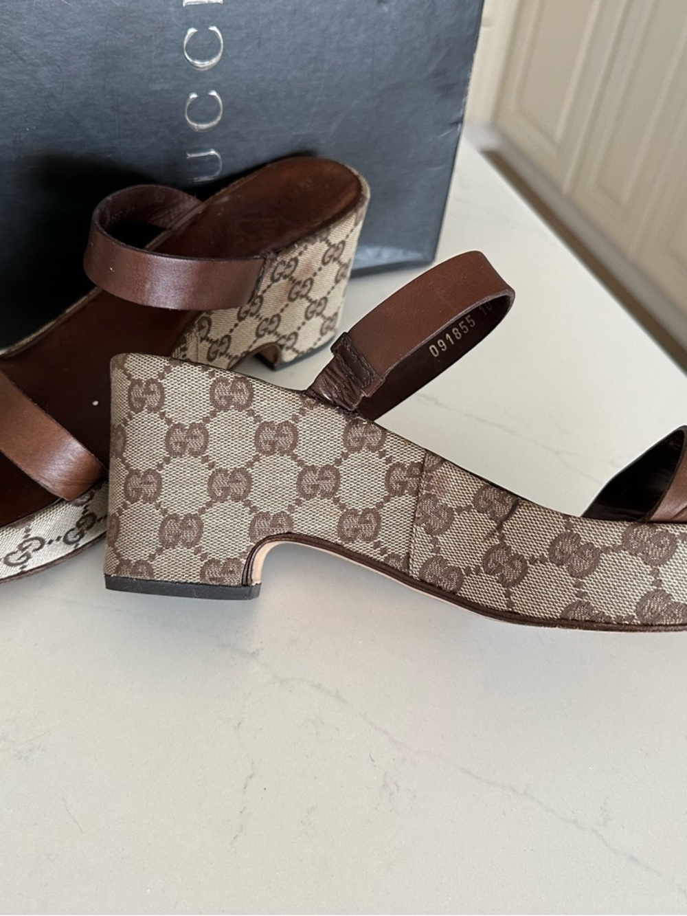 Gucci Brown GG Canvas Low Block Heel Sandals - Picture 2 of 9